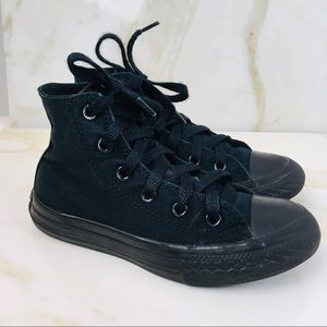 Converse All Star Youth Size 12 High Top Sneakers